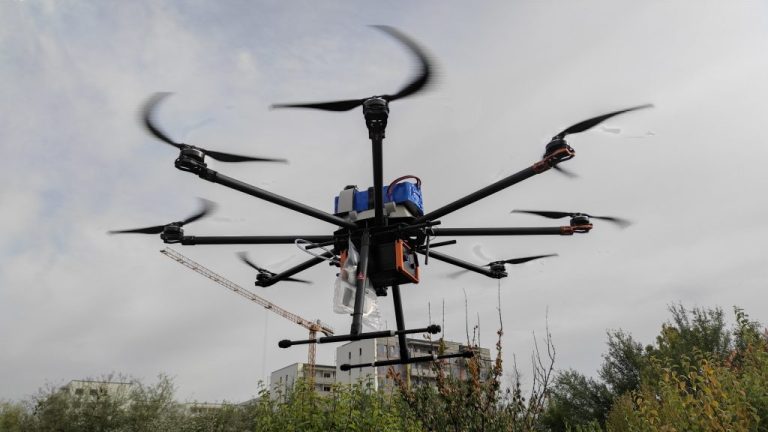 Senzor-de-aer-pe-drona-FAE-1024x576